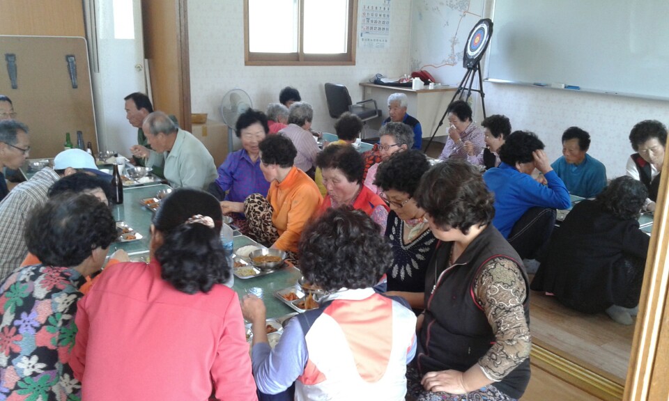 남해군, 농번기 효자사업 ‘마을 공동 급식’본격 시행