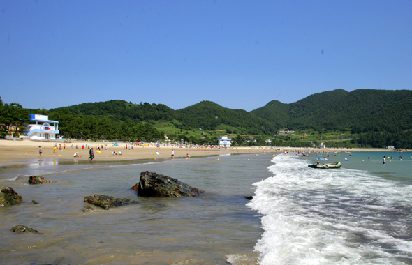 8st attraction Songjeong Solbaram Beach